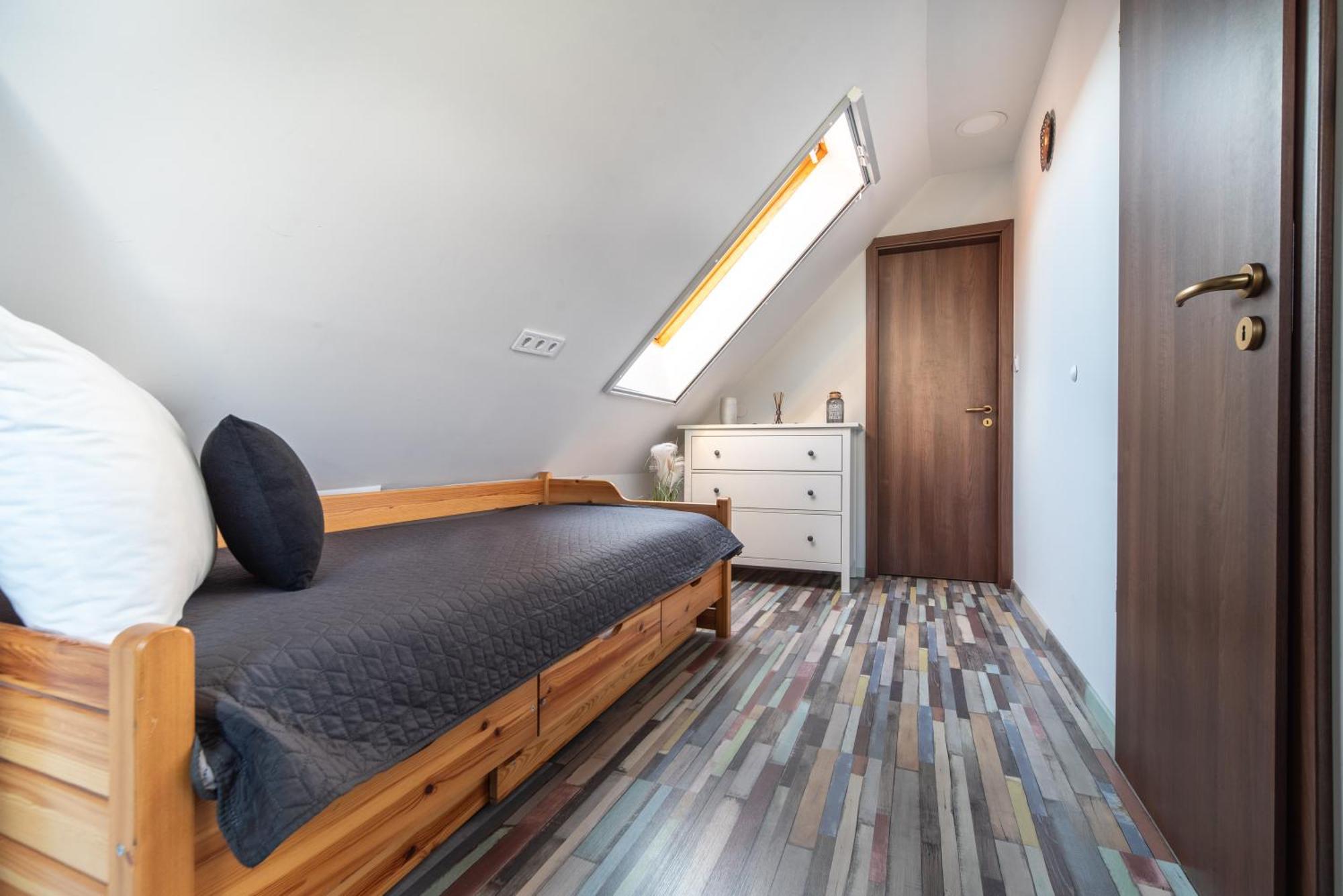 Buzavirag Apartman Кестхей Екстер'єр фото